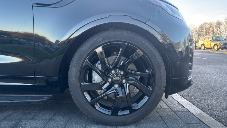 Land Rover Discovery 3.0 D250 R-Dynamic SE 5dr Auto Diesel Station Wagon